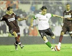 Duscher se marcha al Sevilla, en donde jugará los tres próximos años