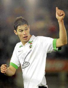 El Racing quiere repescar a Zigic