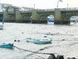 El temporal dejó rachas de viento de 140 por hora, olas de 15 metros y daños menores