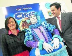El Circo Acuático, con una piscina de 50.000 litros, llega a Santander