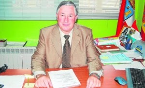 Sañudo, en su despacho del Ayuntamiento. / DM