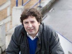 Alcorta suma su nuevo poemario a una larga trayectoria. ::                             ROBERTO RUIZ