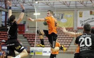 El Grupo Pinta cae ante un rival directo y se complica la permanencia en la categoría