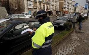 Los residentes sólo podrán aparcar dos horas en zonas de alta densidad de tráfico