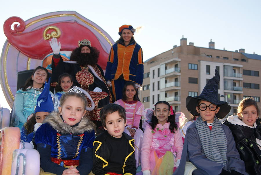 Fotos: Cabalgata de Reyes Magos de Arroyo de la Encomienda