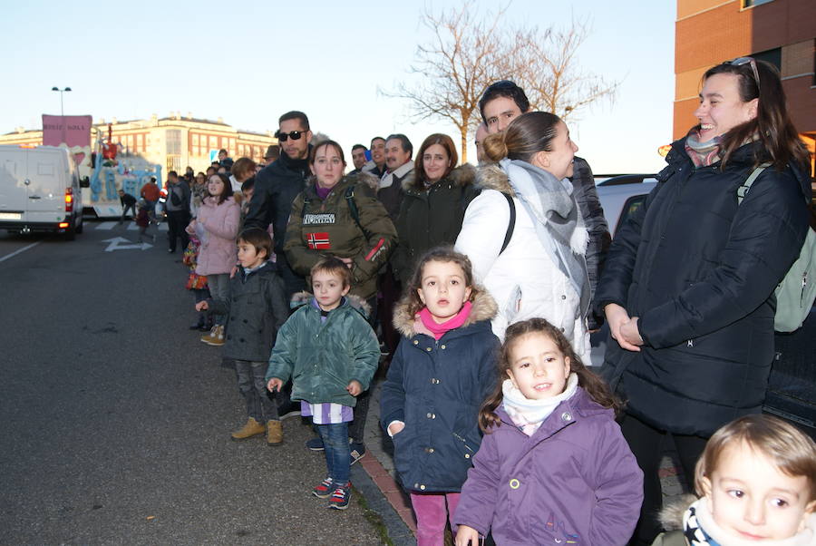 Fotos: Cabalgata de Reyes Magos de Arroyo de la Encomienda