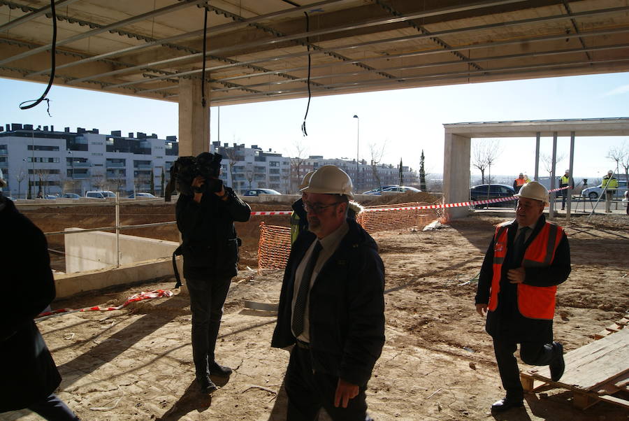 Fotos: Visita obras nuevo instituto de Arroyo