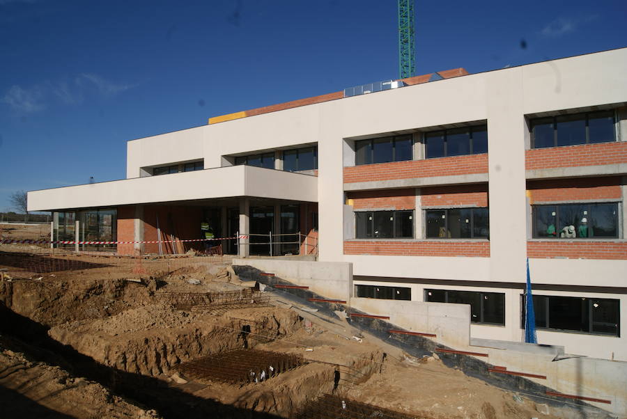 Fotos: Visita obras nuevo instituto de Arroyo