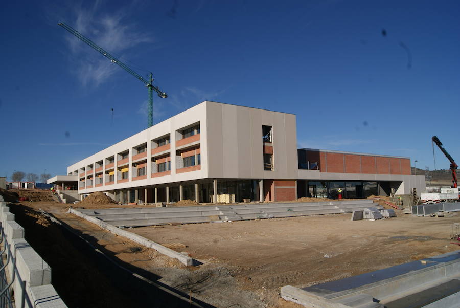 Fotos: Visita obras nuevo instituto de Arroyo