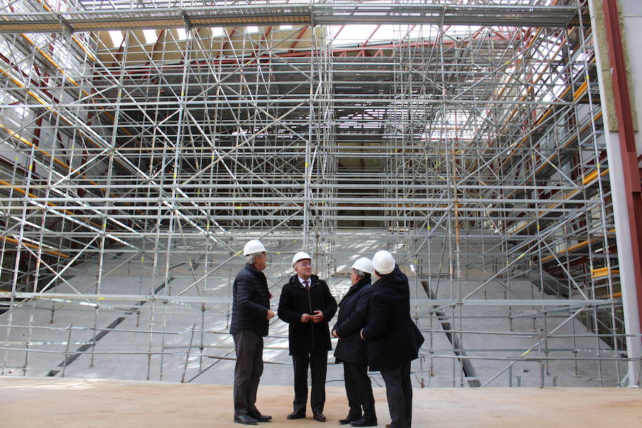 Fotos: Visita institucional a las obras de la Casa de la Música y el Teatro de Arroyo de la Encomienda