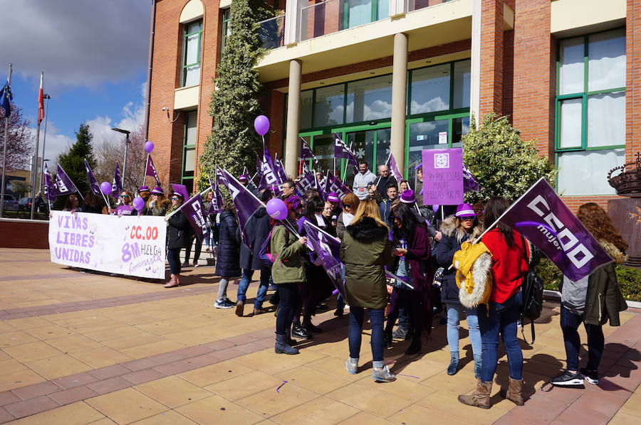 Fotos: Manifestación Día de la Mujer Trabajadora en Arroyo de la Encomienda