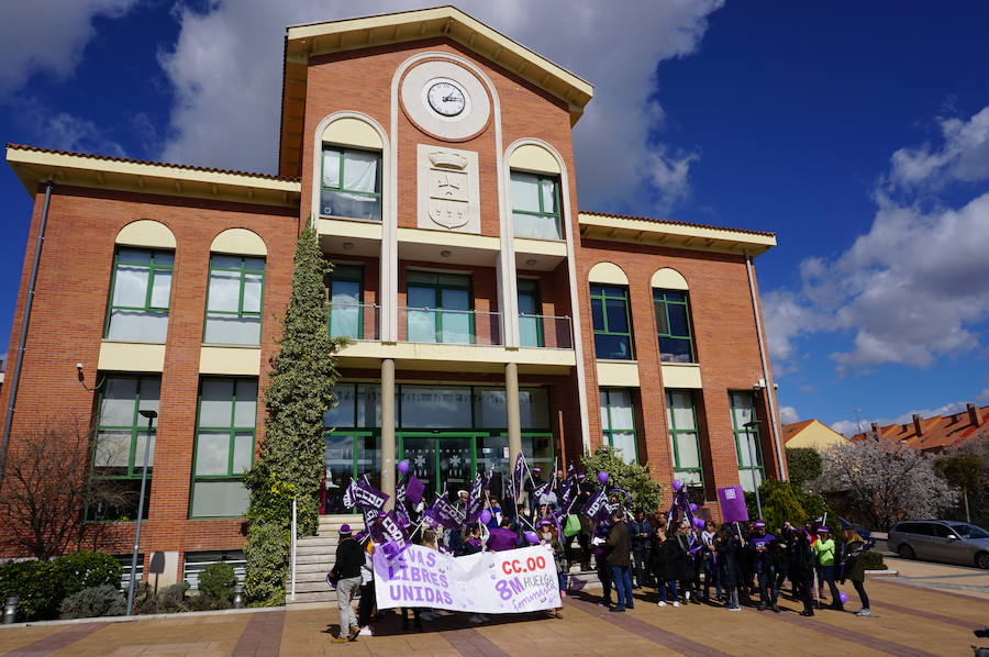 Fotos: Manifestación Día de la Mujer Trabajadora en Arroyo de la Encomienda