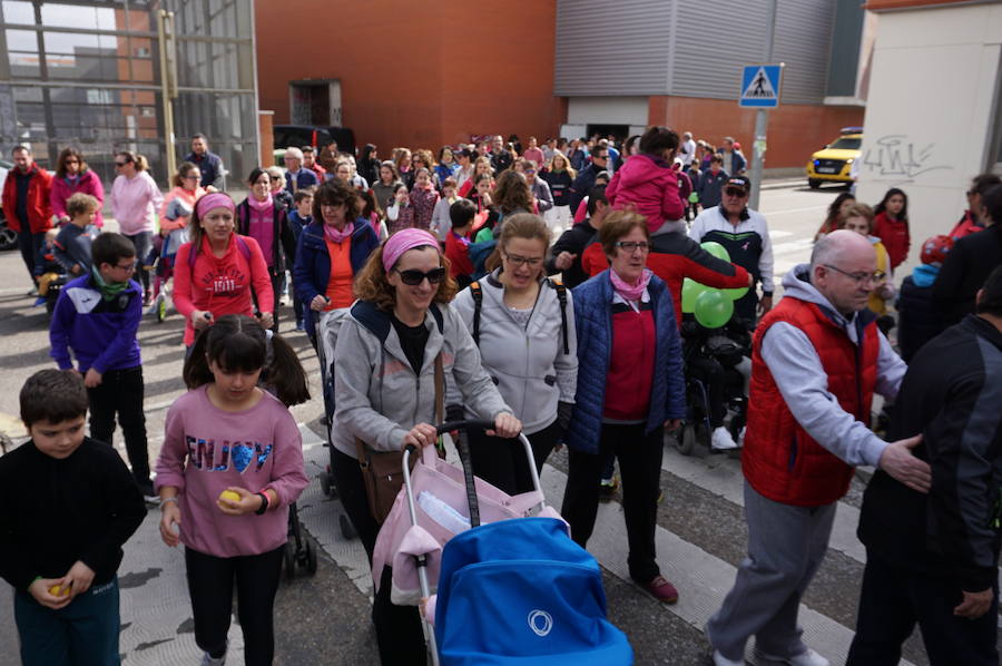 Fotos: VIII Marcha Solidaria contra el Cáncer de Arroyo de la Encomienda