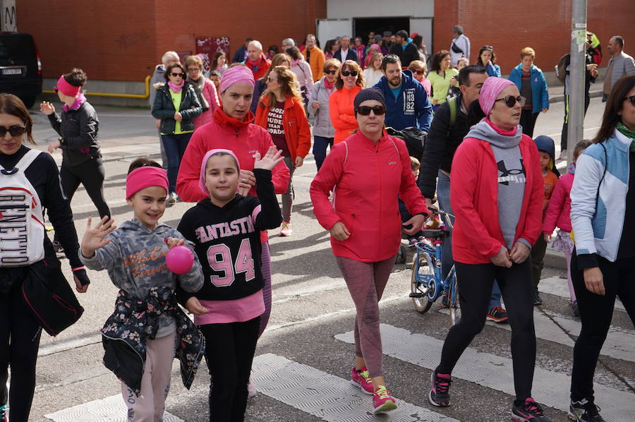 Fotos: VIII Marcha Solidaria contra el Cáncer de Arroyo de la Encomienda