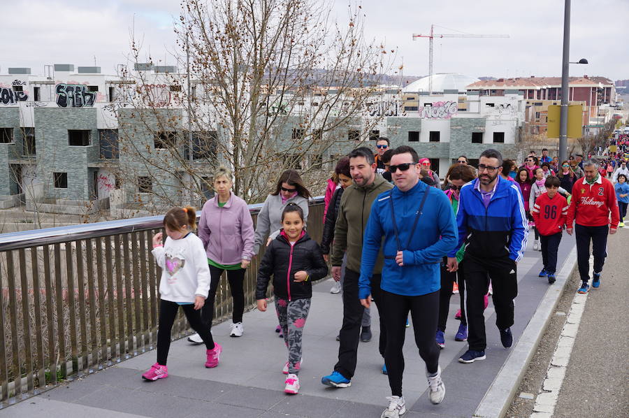 Fotos: VIII Marcha Solidaria contra el Cáncer de Arroyo de la Encomienda