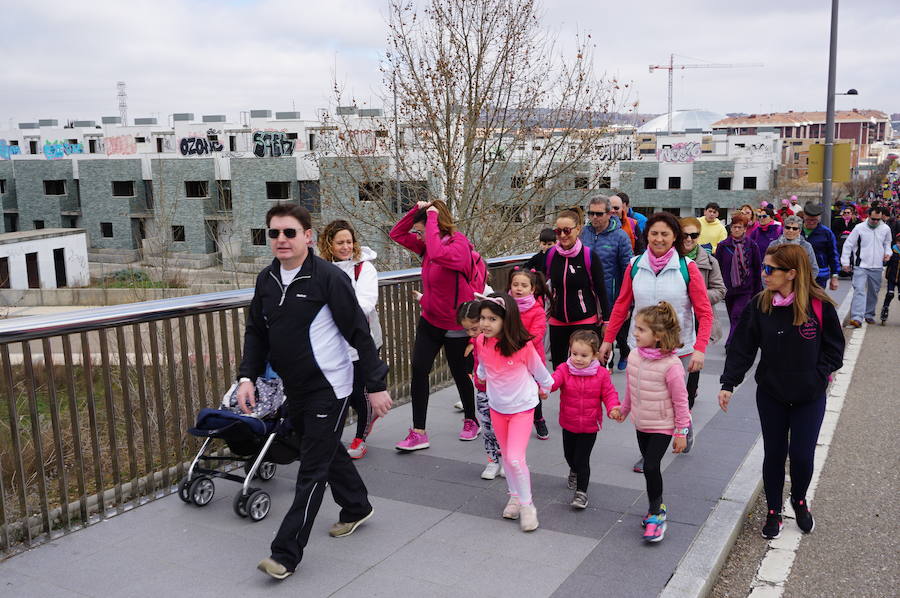 Fotos: VIII Marcha Solidaria contra el Cáncer de Arroyo de la Encomienda