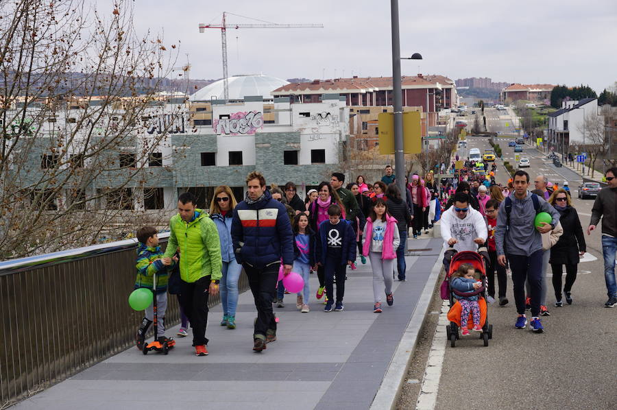 Fotos: VIII Marcha Solidaria contra el Cáncer de Arroyo de la Encomienda