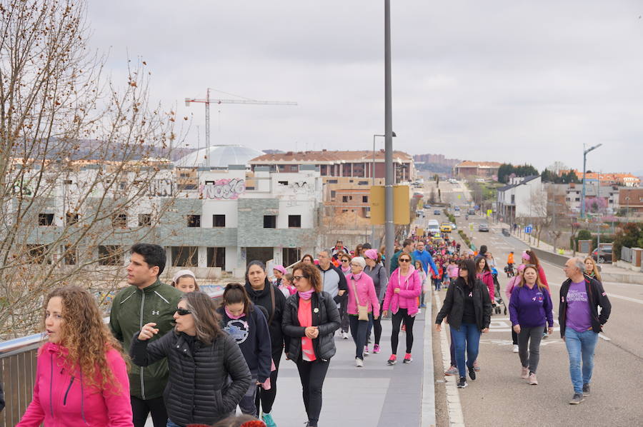 Fotos: VIII Marcha Solidaria contra el Cáncer de Arroyo de la Encomienda