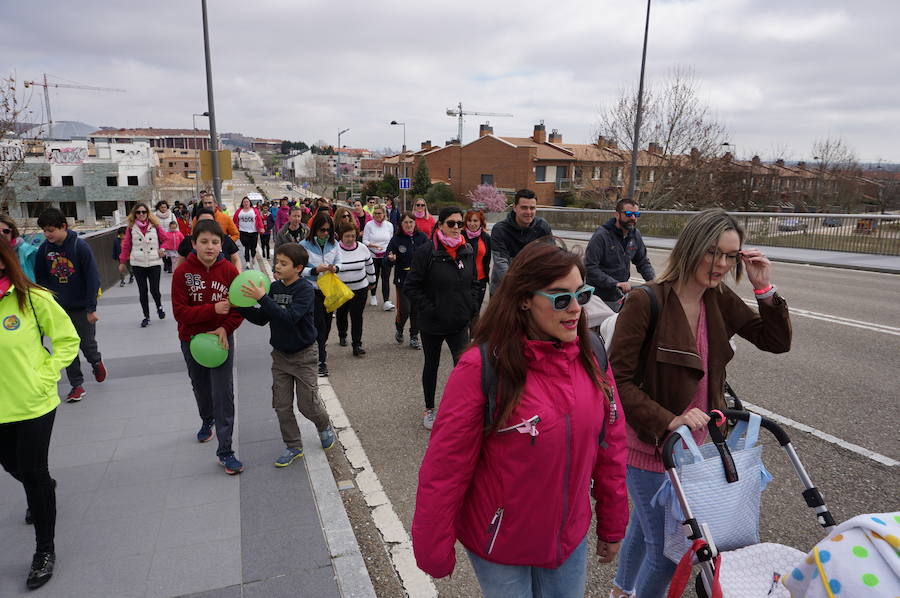 Fotos: VIII Marcha Solidaria contra el Cáncer de Arroyo de la Encomienda