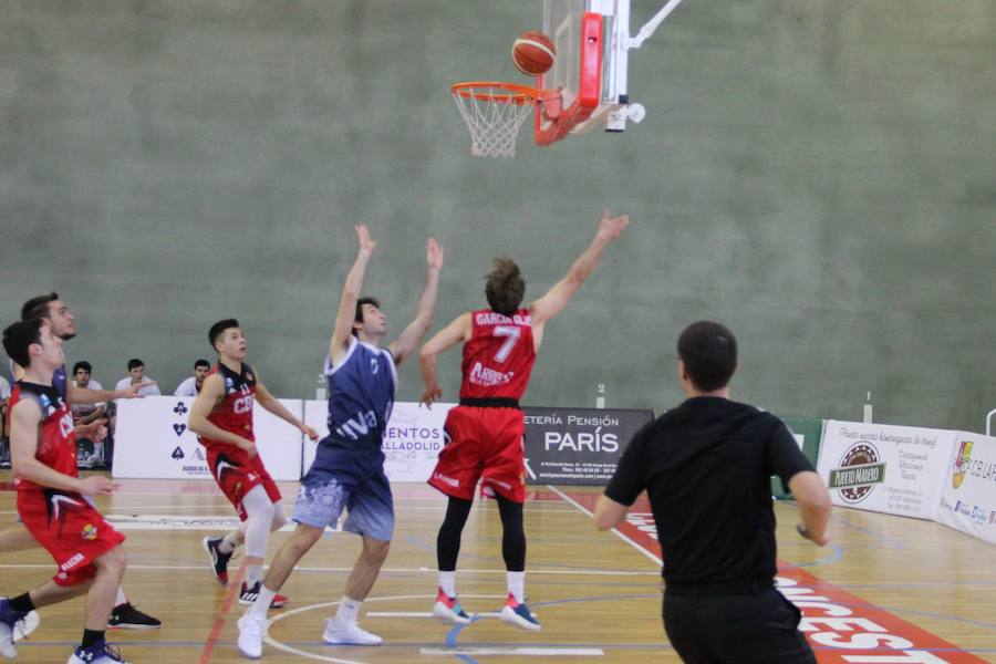 Fotos: Partido CB La Flecha- UVA derbi local baloncesto Liga EBA