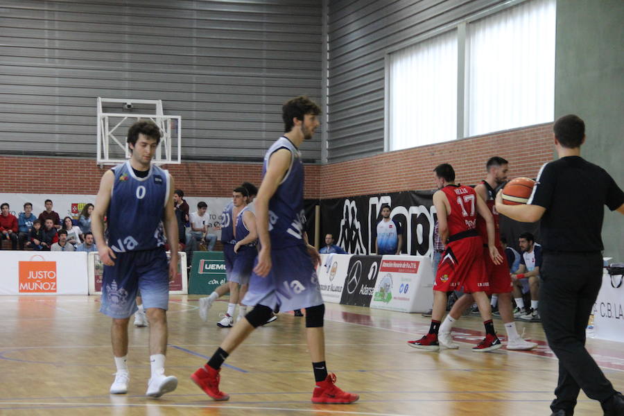 Fotos: Partido CB La Flecha- UVA derbi local baloncesto Liga EBA