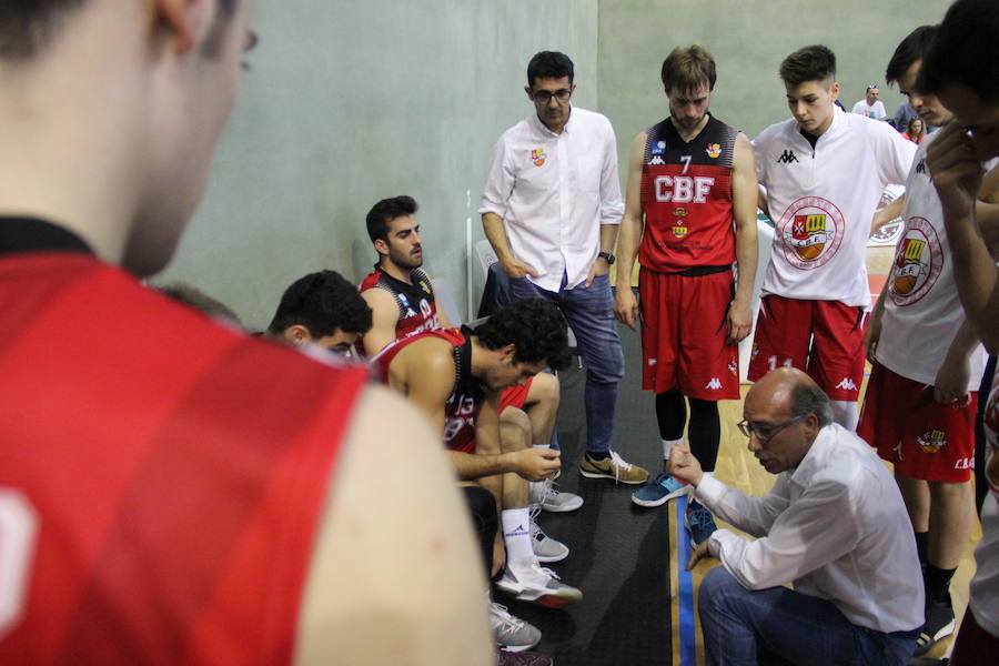 Fotos: Partido CB La Flecha- UVA derbi local baloncesto Liga EBA