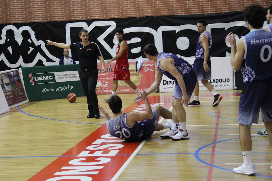 Fotos: Partido CB La Flecha- UVA derbi local baloncesto Liga EBA