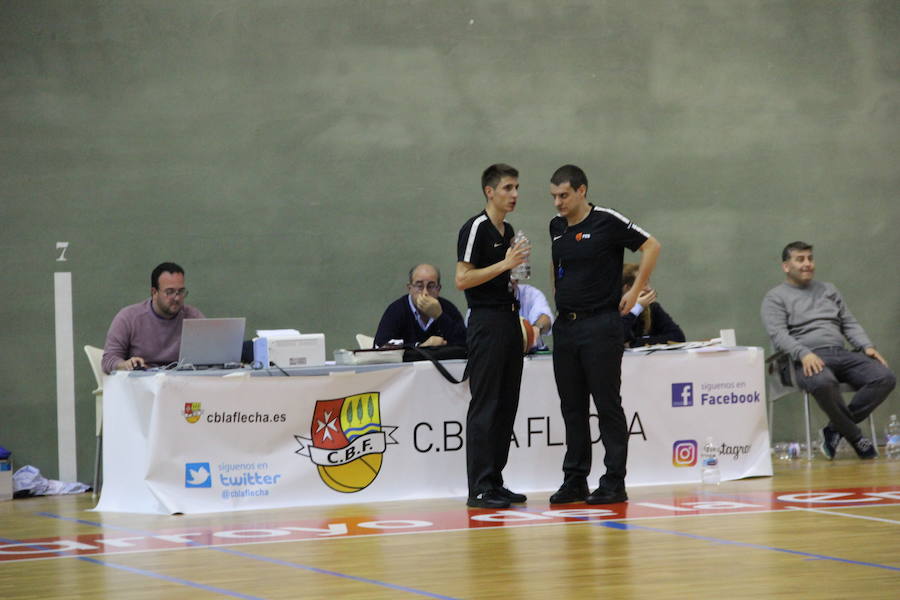 Fotos: Partido CB La Flecha- UVA derbi local baloncesto Liga EBA