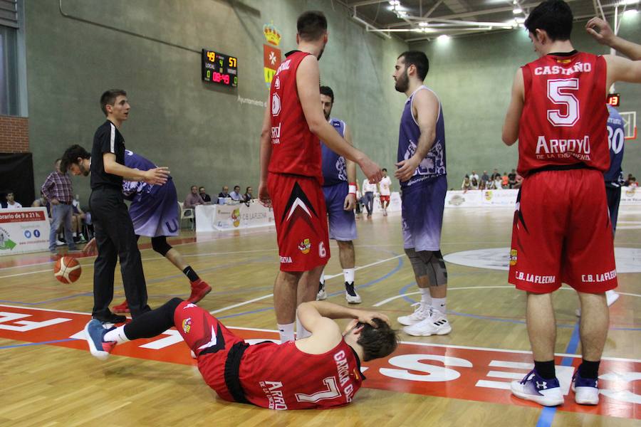 Fotos: Partido CB La Flecha- UVA derbi local baloncesto Liga EBA