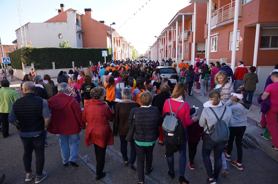 Fotos: Fiestas de Arroyo. San Juan Evangelista. Pregón y desfile de peñas