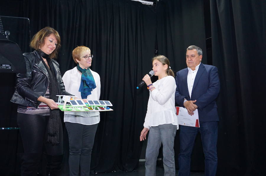 Fotos: Entrega de premios del VII concurso 'El Futuro en Nuestras Manos’