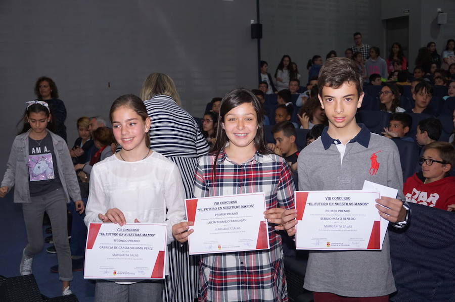 Fotos: Entrega de premios del VII concurso &#039;El Futuro en Nuestras Manos’