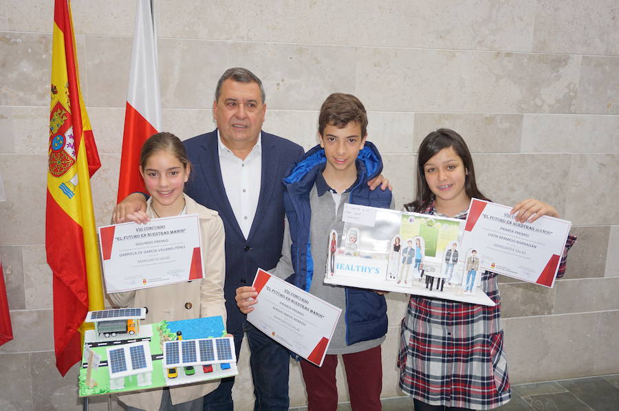 Fotos: Entrega de premios del VII concurso &#039;El Futuro en Nuestras Manos’