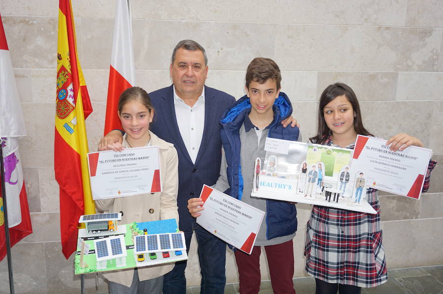 Fotos: Entrega de premios del VII concurso &#039;El Futuro en Nuestras Manos’