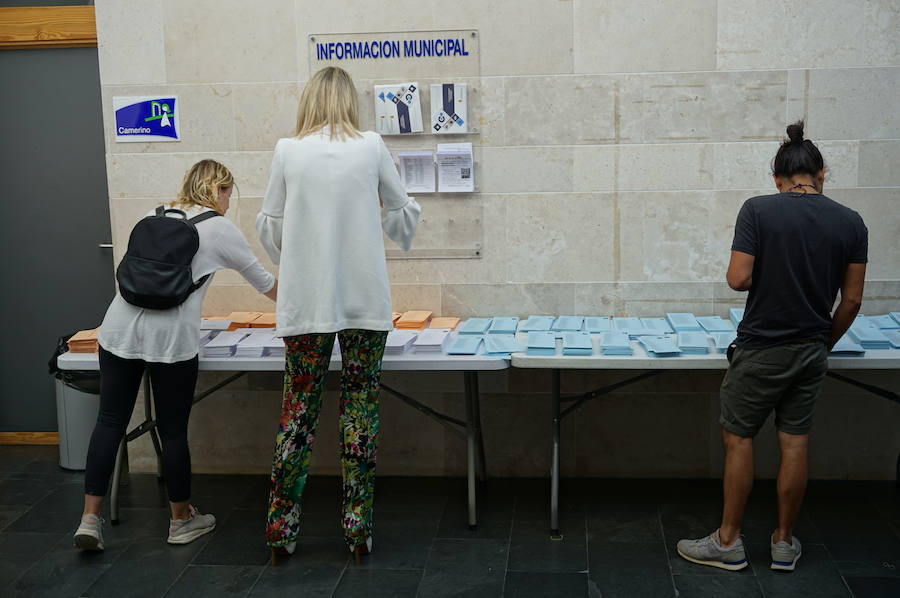 Fotos: Candidatos a la alcaldía de Arroyo y normalidad en los colegios electorales