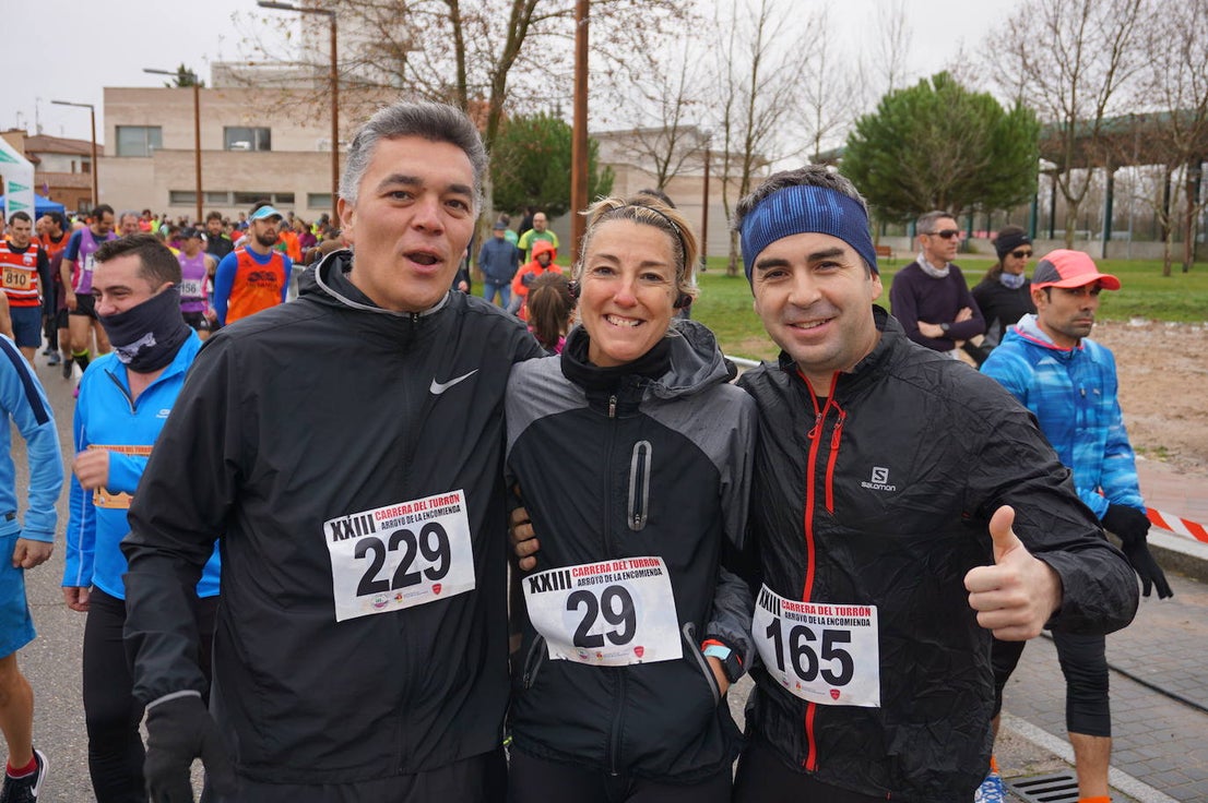 Los alegres y divertidos disfraces cobran protagonismo cada año en la Carrera del Turrón de Arroyo. 