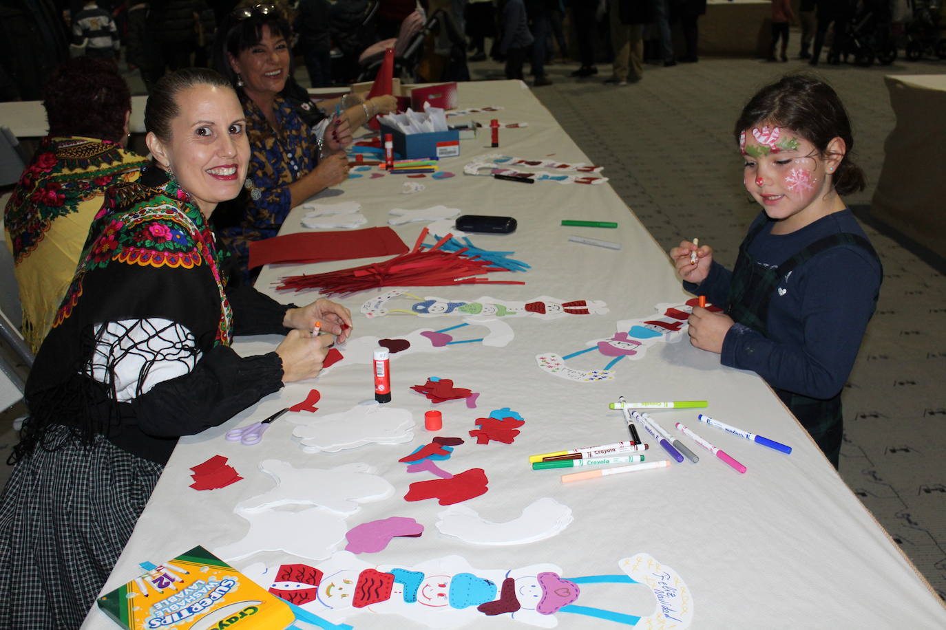 Adoración de los Reyes Magos al Niño Jesús en el portal de Belén. 