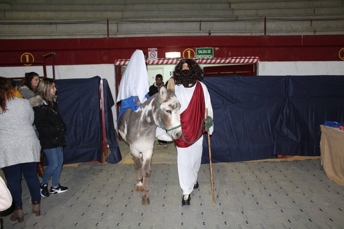 Adoración de los Reyes Magos al Niño Jesús en el portal de Belén. 