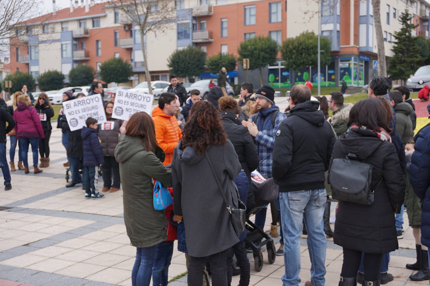 Lectura del manifiesto de la plataforma. 