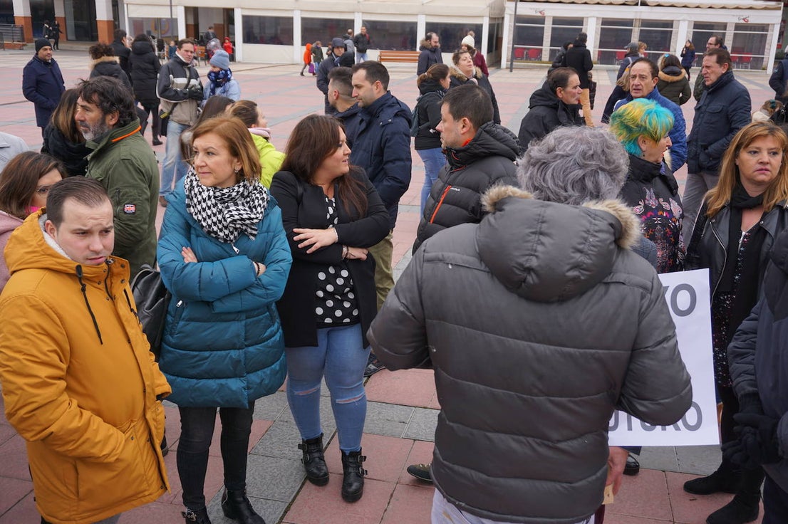Lectura del manifiesto de la plataforma. 