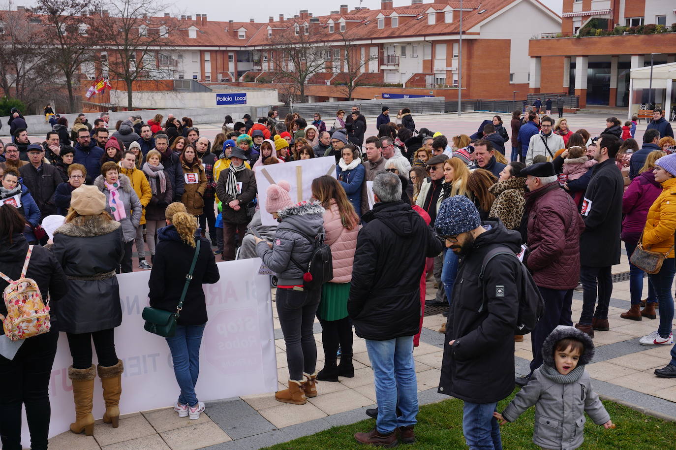 Lectura del manifiesto de la plataforma. 