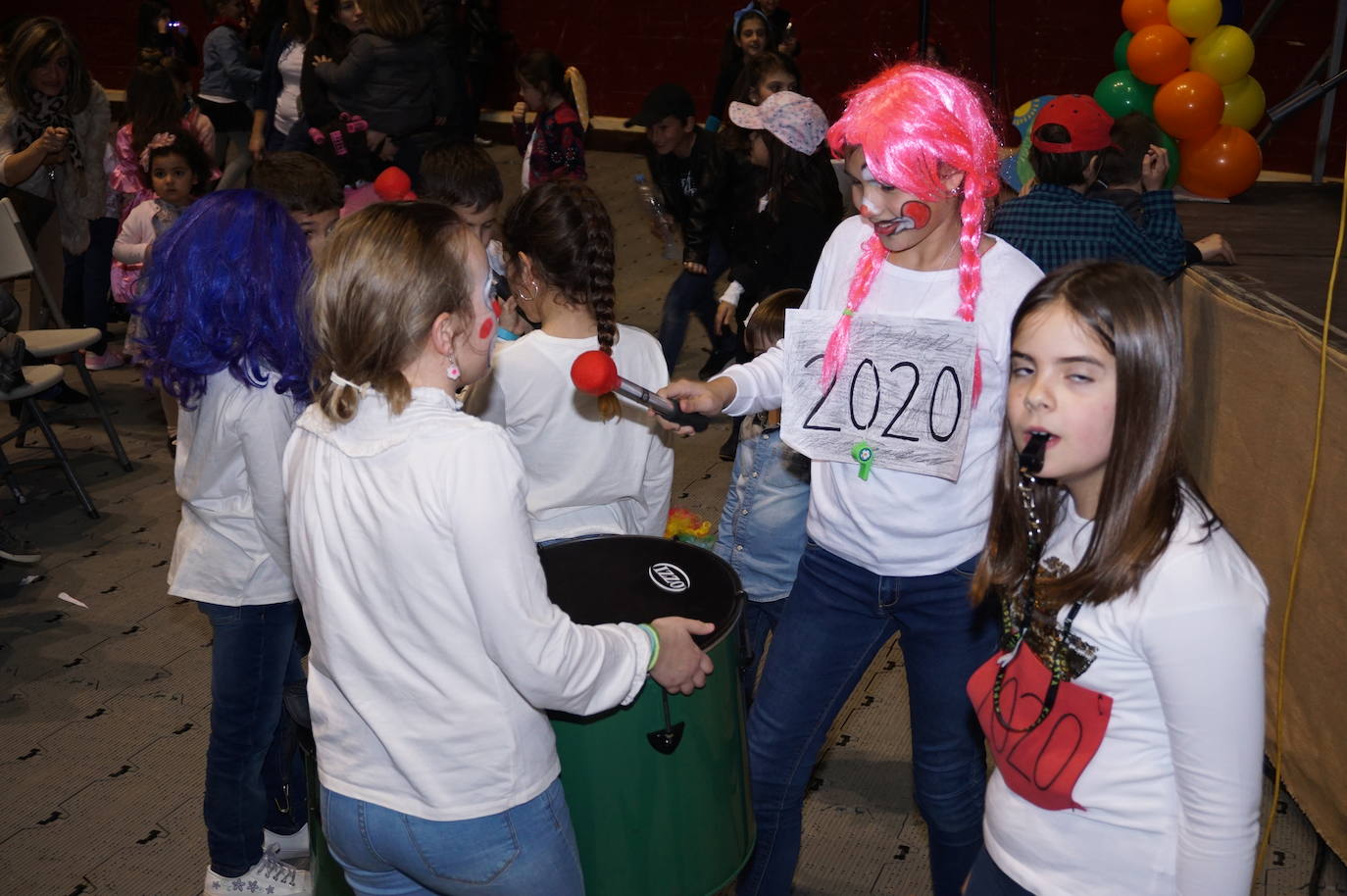 La comparse El Batacazo ganó el concurso infantil de chirigotas de Arroyo. 