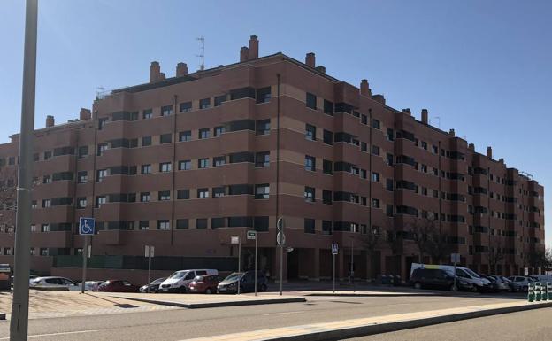 Amenazas de muerte a su hija de 10 años y un empujón a su exmujer son los hechos denunciados. 