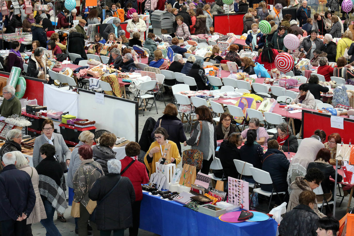 Fotos: El encuentro de bolillos en Arroyo de la Encomienda