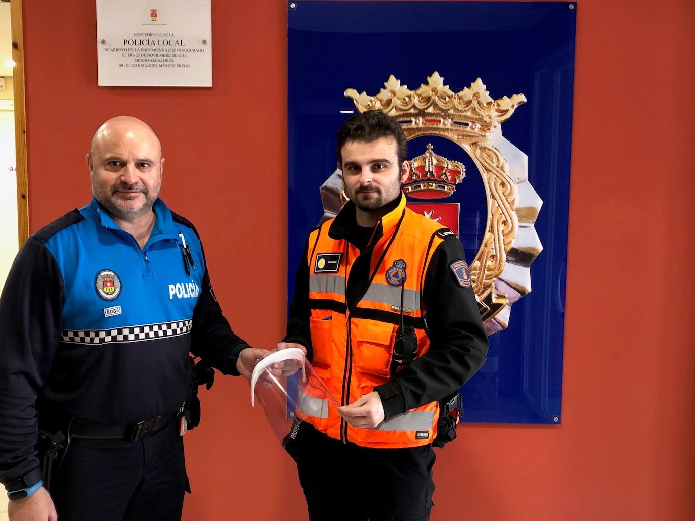 Preparación de los lotes de comida para las familias con necesidades especiales de Arroyo. 