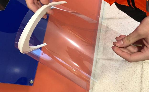 Mascarillas realizadas desde el departamento de informática del yuntamiento de Arroyo. 