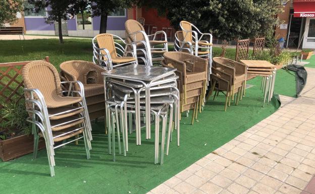 En pocos días, los arroyanos podrán volvera disfrutar de las terrazas de los bares de Arroyo. 