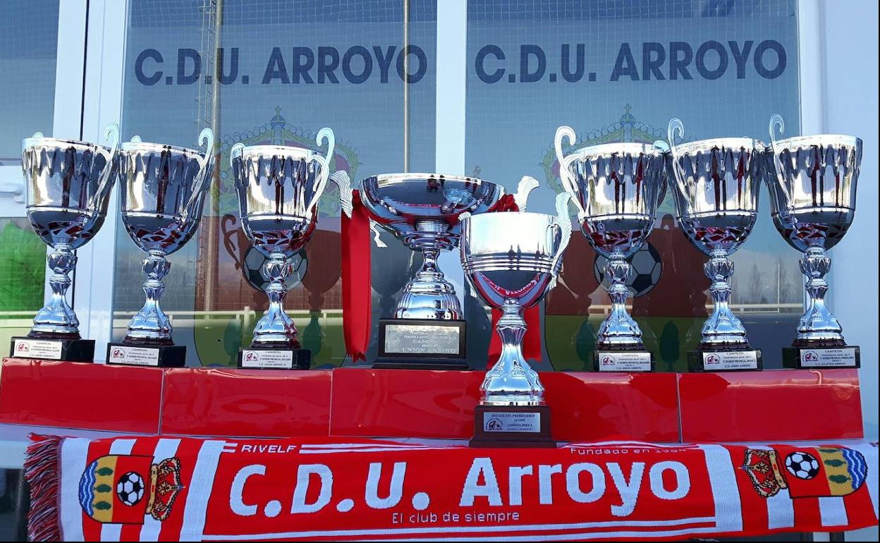 Los vestuarios de los campos de fútbol de La Vega volverán a estar llenos de niños del CDU Arroyo. 