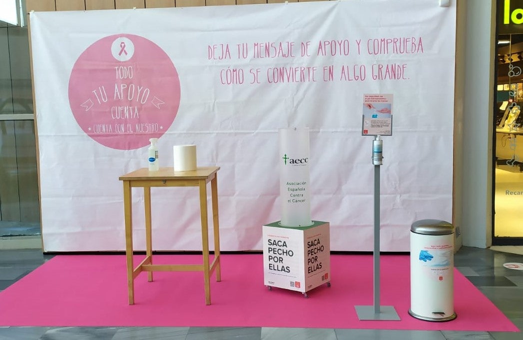 Decorado en rosa en RÍO Shopping. 