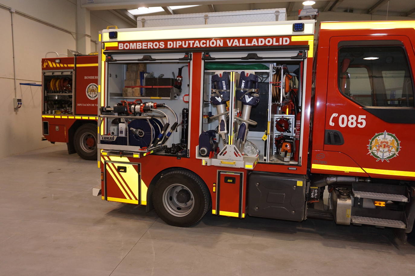 El alcalde de Arroyo, Sarbelio Fernández, dio la bienvenida a los nuevos bomberos del parque de Arroyo y les agradeció su esfuerzo y profesionalidad con los mejores deseos para el desempeño de sus funciones. 